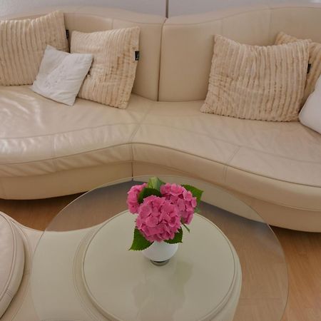 Appartement Am Oranienpark Im Kurviertel บาดครอยซ์นาค ภายนอก รูปภาพ