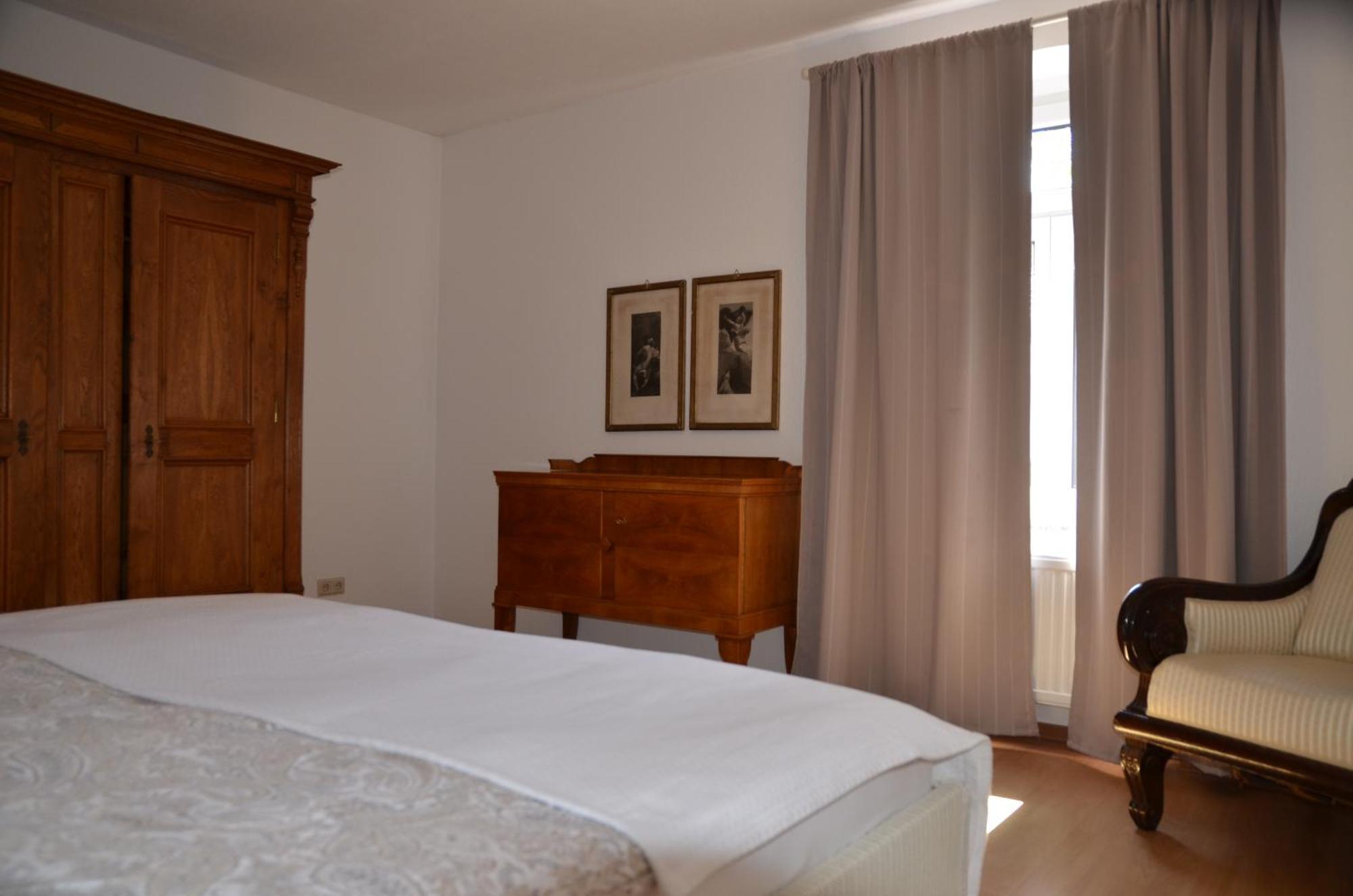 Appartement Am Oranienpark Im Kurviertel บาดครอยซ์นาค ภายนอก รูปภาพ